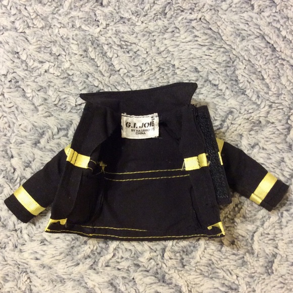 GI Joe Firefighter - Picture 3 of 16